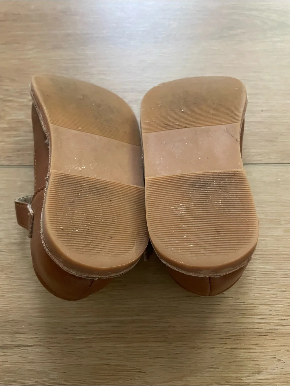 Girls 8 Tan Leather T-Strap Dress Shoes with Buckle Mary Jane #0231